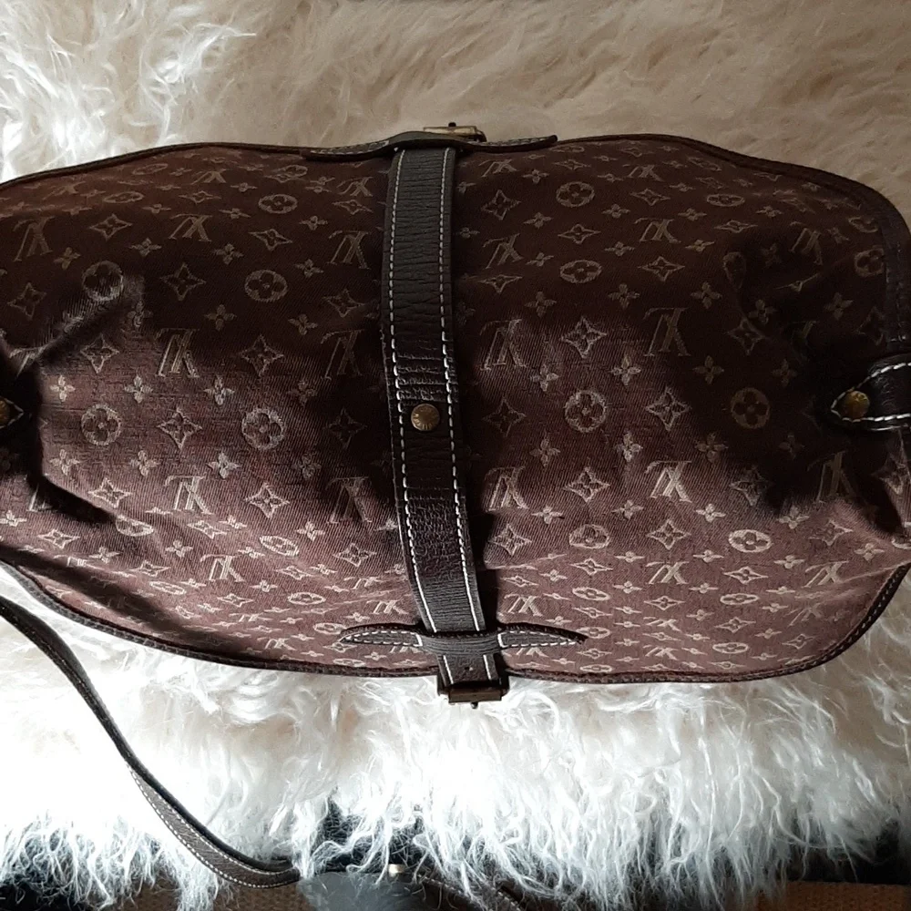 Louis Vuitton Samur 30 Monogram Mini Lin EUC